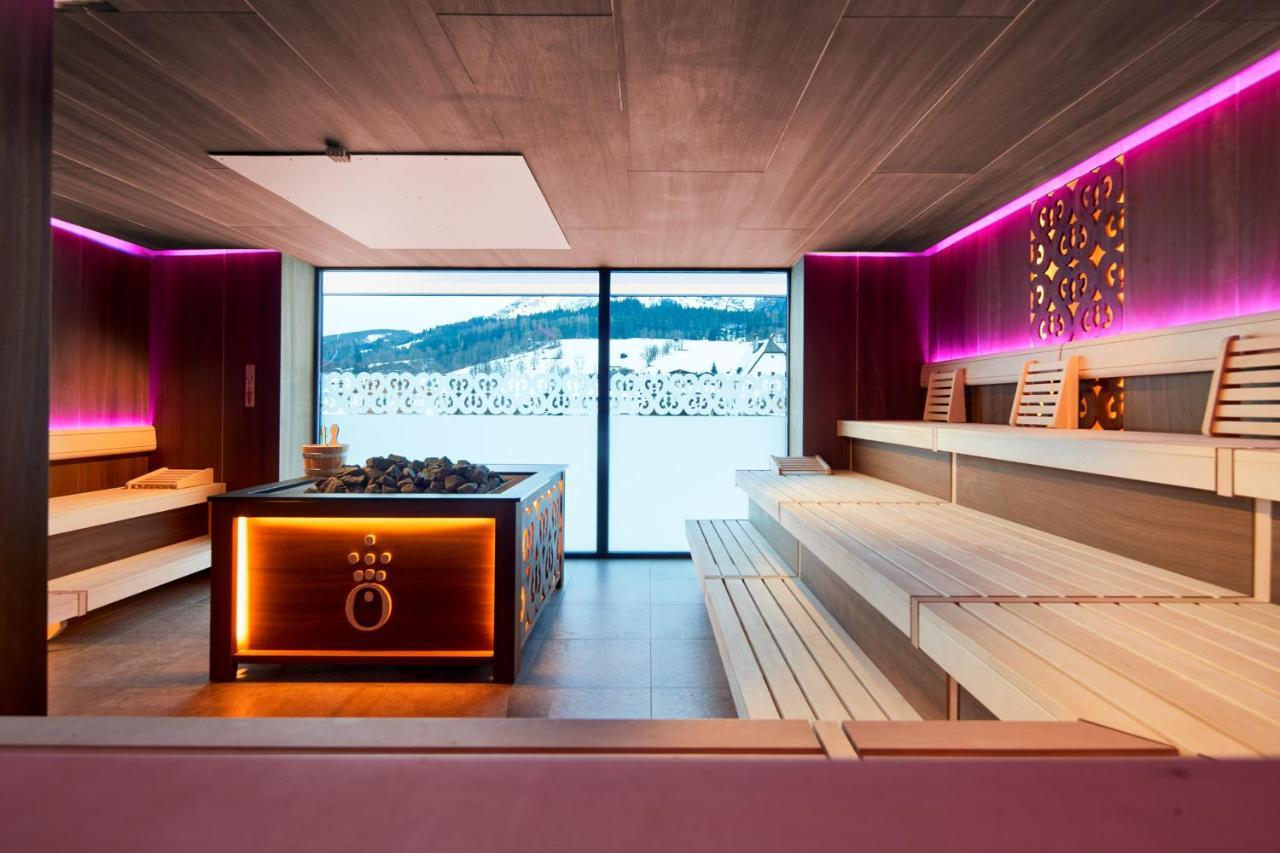 Hochkoenigin - Mountain Hotel